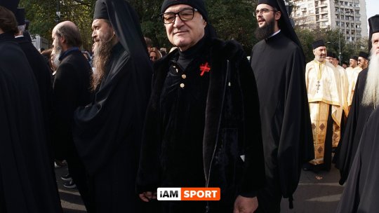 ”M-a sunat, nu putea să vorbească de emoție”. Gigi Becali a pus mâna pe telefon și a luat imediat decizia