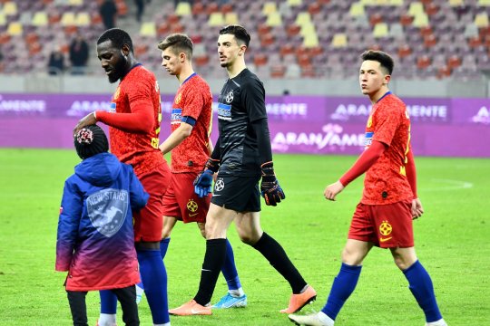 S-a aflat totul! Fotbalistul de la FCSB, nopți pierdute la băut: ”Și în Centrul Vechi, și în apartamentele prietenilor...”