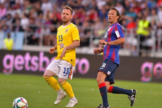 Cum l-a convins fostul antrenor al lui Dinamo pe Florin Cernat să nu se lase de fotbal. Discuția care i-a schimbat traiectoria