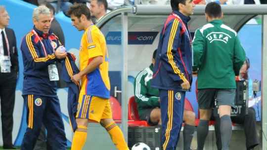 Momentul în care Victor Pițurcă a trecut peste cuvântul lui Adi Mutu: ”'N-auzi, mă, că stai așa!'”