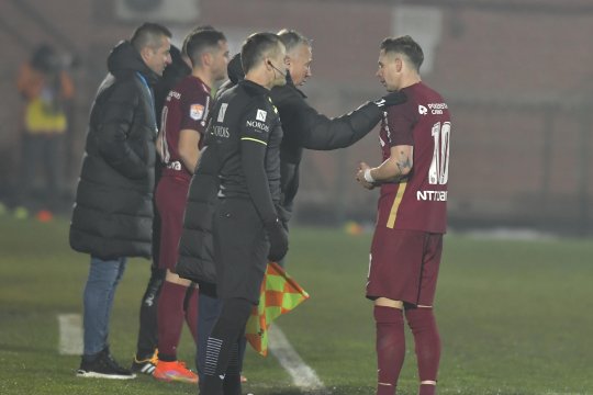 Deac îl sprijină public pe Dan Petrescu după victoria cu Rapid: "Iubește acest club"