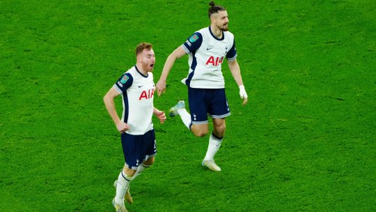 Radu Drăgușin, evoluție solidă pentru Tottenham în victoria cu Manchester United