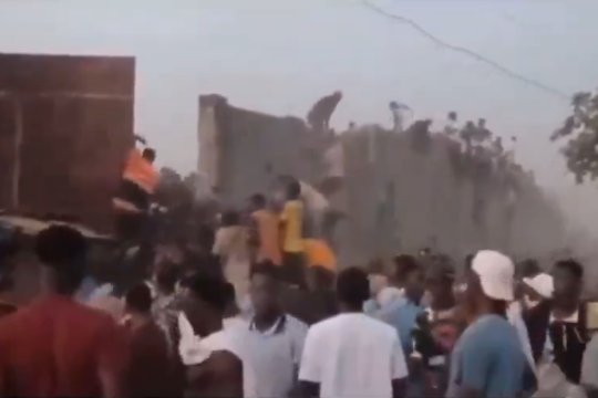 Imagini greu de privit. Peste 100 de persoane au decedat în urma unui meci de fotbal din Guinea: ”Morga este plină”