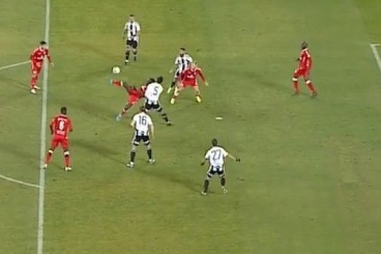 S-a marcat golul sezonului în SuperLiga! "Foarfecă" extraterestră în U Cluj - UTA