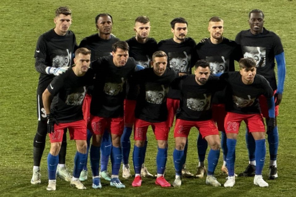 Jucătorii de la FCSB, gest în memoria lui Helmut Duckadam la meciul cu Oțelul