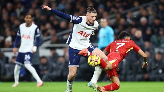 Ce fac stranierii români. Radu Drăgușin are derby cu Liverpool. George Pușcaș și Denis Drăguș se duelează în Turcia