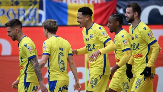 Primul antrenor care ar putea intra la negocieri cu Petrolul, după plecarea lui Mehmet Topal. Ce avantaj are în fața celorlalți candidați