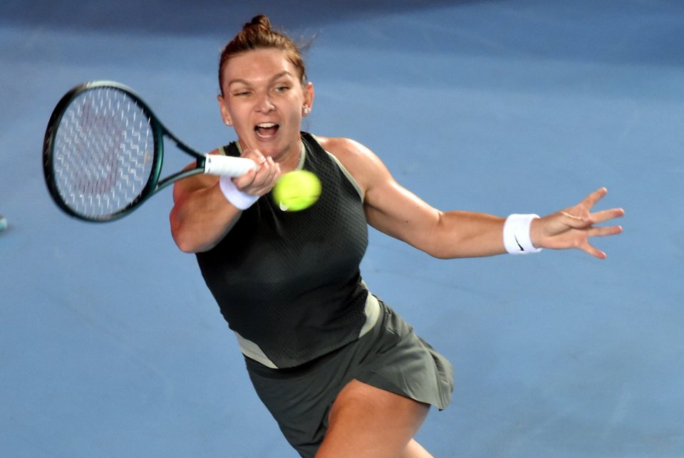 Simona Halep luată la țintă de o adversară. Cum a reacționat românca după ce a fost lovită în cap