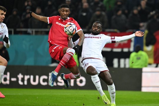 Braun a explicat scandalul cu Selmani din finalul derby-ului Dinamo - Rapid: "Nu a fost fază de roșu!"