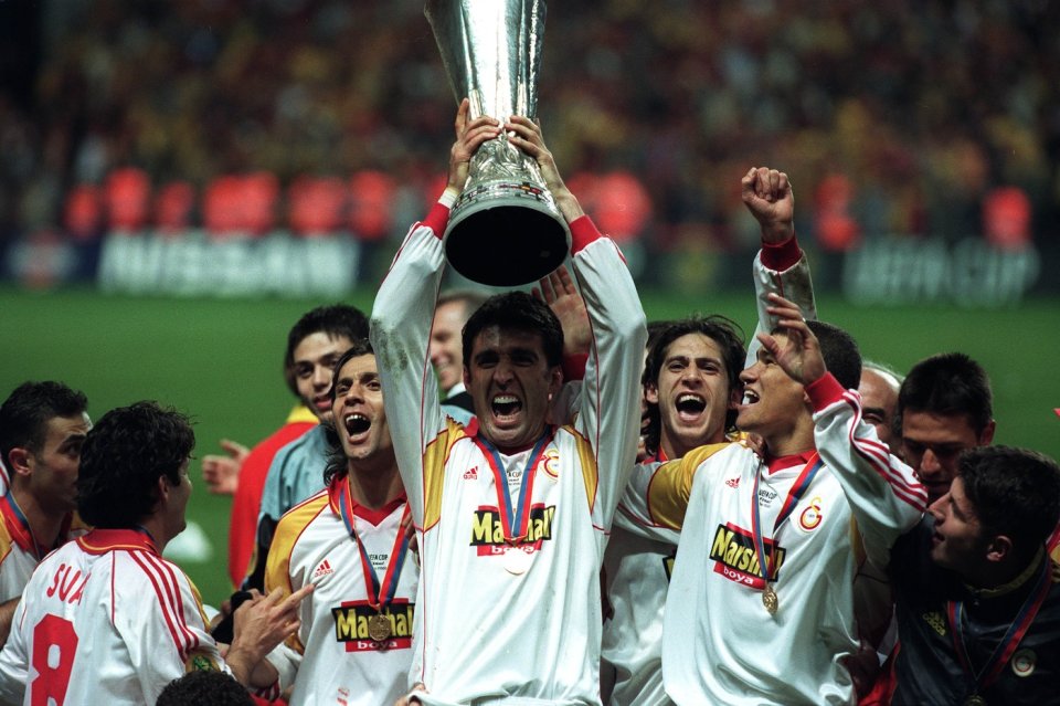 Gică Hagi a câștigat Cupa UEFA cu Galatasaray în 2000