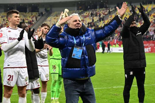 Cum arată clasamentul SuperLigii după ce Marius Șumudică a preluat-o pe Rapid. Câte echipe a învins tehnicianul dintre cele 15 înfruntate și care e bilanțul său cu rivalele