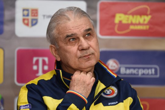 Jucătorii naționalei au auzit ce a putut să spună Anghel Iordănescu și au izbucnit în hohote de râs: ”Toți erau pe jos!”