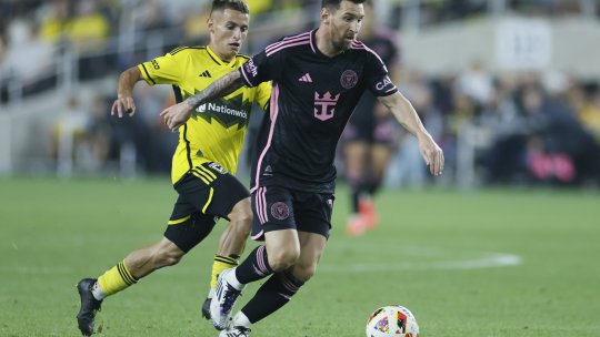 Dinamo negociază cu românul care i-a furat trofeul lui Messi