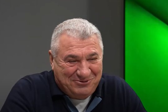 Victor Becali, oprit pe autostradă. Polițiștii au rămas bulversați când l-au verificat: ”Păi ce credeai, mă?”
