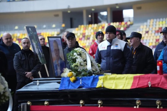 Fotbalul românesc își ia rămas bun de la Helmut Duckadam. Imagini sfâșietoare de la priveghiul ”Eroului de la Sevilla”