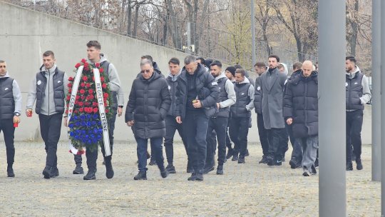 Întreaga echipă a FCSB a venit să își ia adio de la Helmut Duckadam. MM Stoica și Vlad Chiricheș, vizibil afectați
