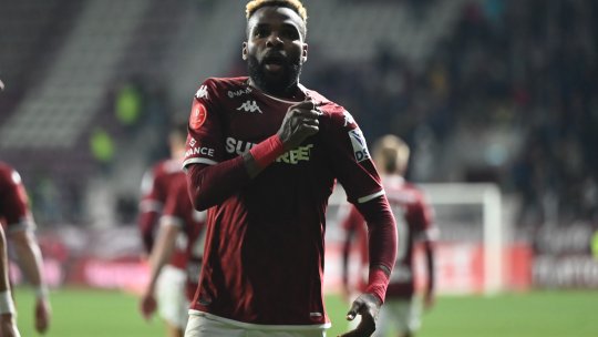 S-a aflat totul: care e, de fapt, salariul lui Aaron Boupendza la Rapid