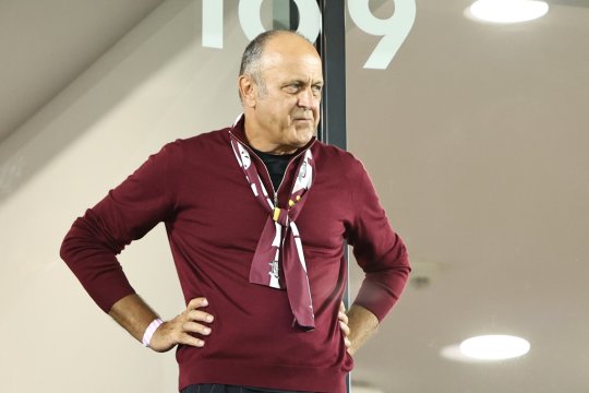 Rapid renunță la fotbalistul în care Dan Șucu își punea mari speranțe. Jucătorul rămâne în SuperLigă