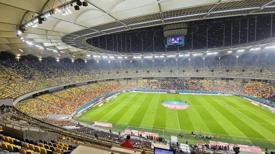 Momente emoționante la FCSB - Botoșani. Meciul s-a întrerupt în minutul 7, iar fanii au strigat un singur nume