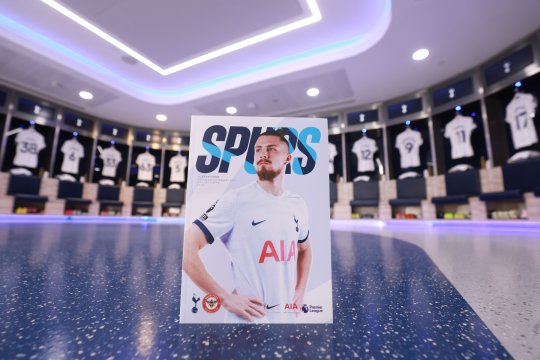Radu Drăgușin i-a convins pe fanii lui Tottenham. Ce mesaj categoric i-au transmis lui Postecoglu