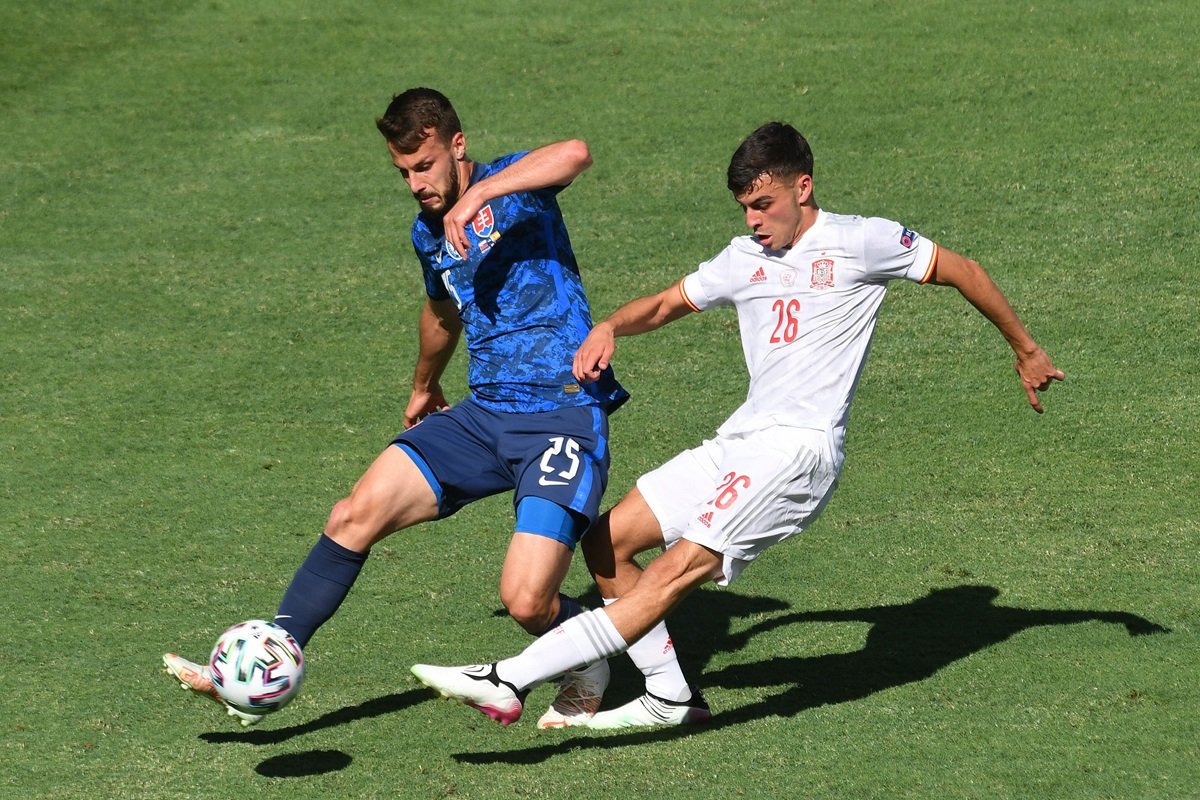 2 meciuri a jucat Hromada la Euro 2020, cu Polonia (victorie cu 2-1) și Spania (înfrângere cu 0-5)