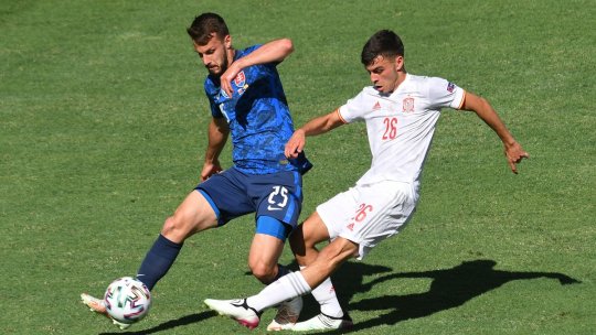 Rapid transferă un internațional cotat la 1.300.000 de euro! Cine este mijlocașul care urmează să sosească în Giulești