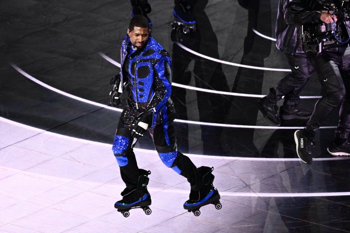 Așa a apărut pe scenă Usher la evenimentul care a captat atenția întregii Americi