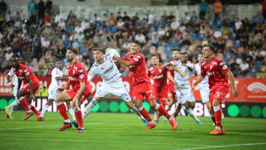 UTA - FC Botoșani, ACUM, pe iAMsport.ro. Arădenii se apropie de playoff cu o victorie