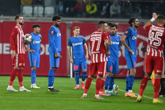 Fostul jucător de la FCSB semnează cu UTA în ultima zi de mercato