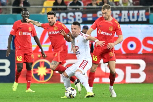 Jucătorul de la FCSB care l-a surprins pe Ilie Dumitrescu la meciul cu Sepsi: "E extraordinar” + Îl propune la echipa națională