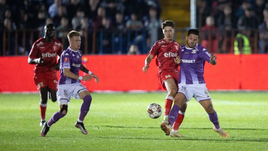 Cât o costă pe Rapid transferul lui Rareș Pop de la UTA. Victor Angelescu a dezvăluit: ”Negocierile au ținut câteva luni”