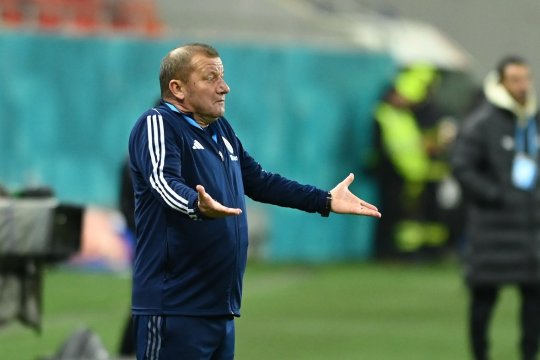Dorinel Munteanu a reacționat după scandalul cu președintele Oțelului. ”Nu există pentru mine”