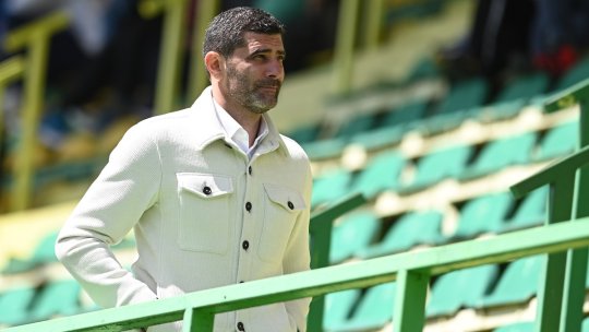 Hermannstadt, lăsată cu ochii în soare de fotbalistul cu care era în ”negocieri avansate”: ”Să fie sănătos”. Ce transfer mai plănuiesc sibienii și care este situația lui Dragoș Iancu