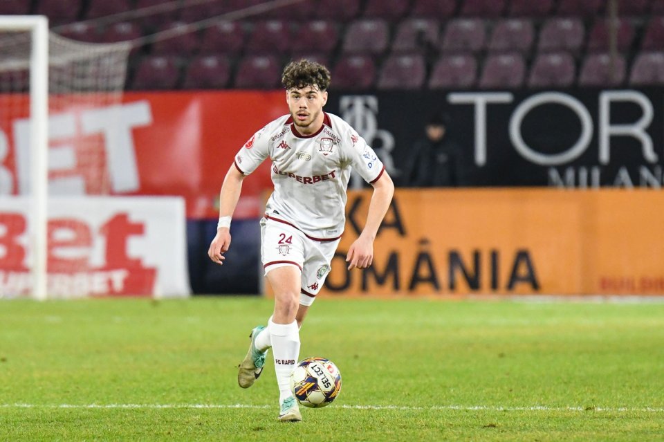 Andrei Borza în meciul de fotbal dintre CFR Cluj și Rapid, Superliga Superbet, Stadionul ”Constantin Radulescu” din Cluj-Napoca, 10 februarie 2024.