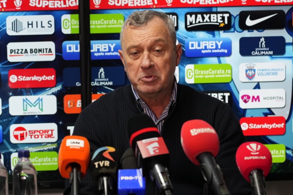 Mircea Rednic, antrenorul celor de la UTA