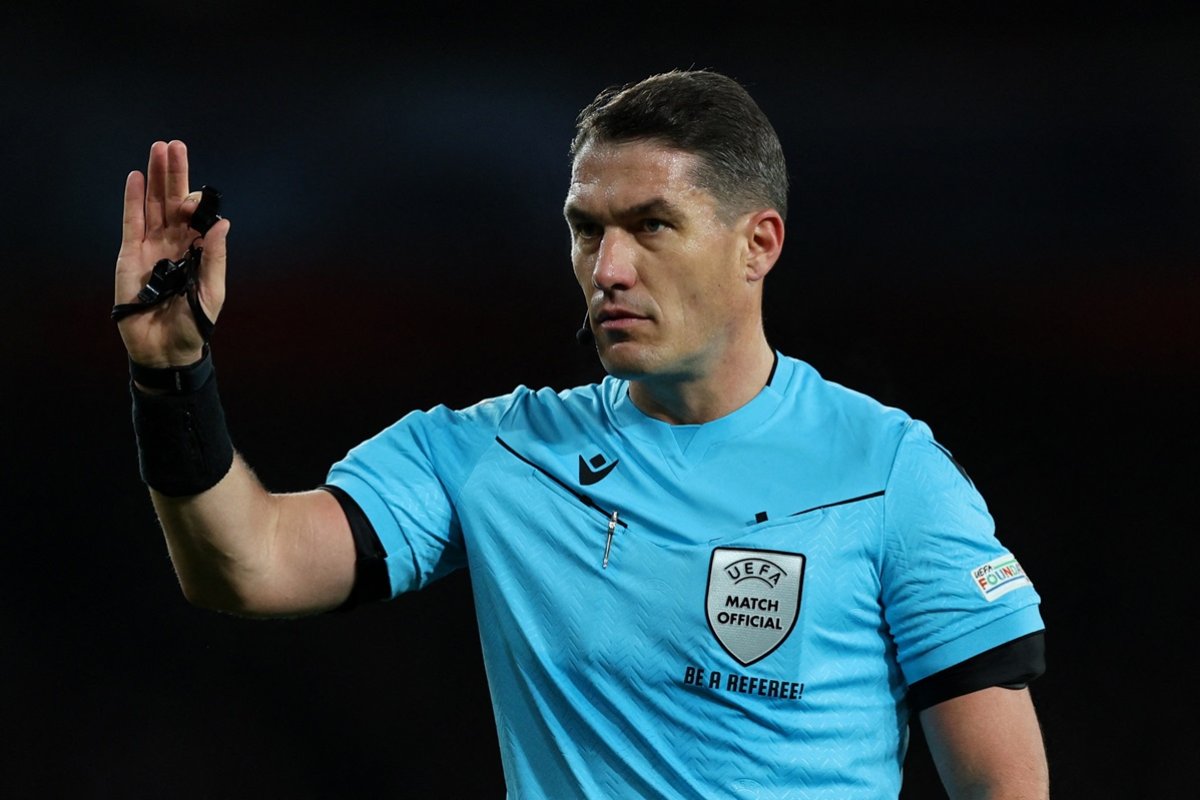 Istvan Kovacs a mai arbitrat pe San Siro în această stagiune