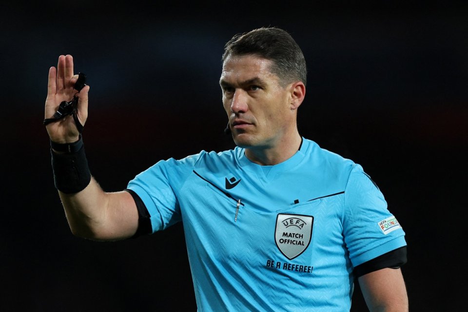 Istvan Kovacs a mai arbitrat pe San Siro în această stagiune