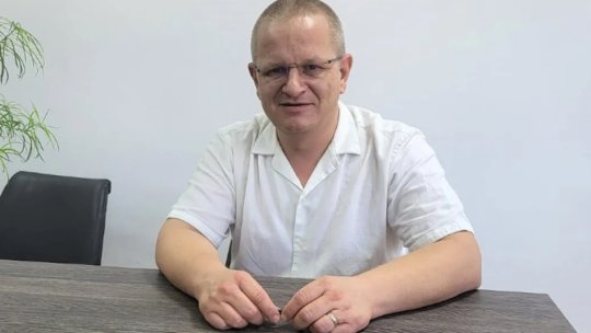 Un nou acționar în Liga 1. Este medic și bagă bani la o echipă care vrea titlul. Se pregătește să vină lângă el și un afacerist român