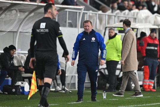 EXCLUSIV | Dorinel Munteanu surprinde după gestul "de curtea școlii" de la Dinamo - Oțelul: "Ei nu sunt zeii de pe pâmânt"