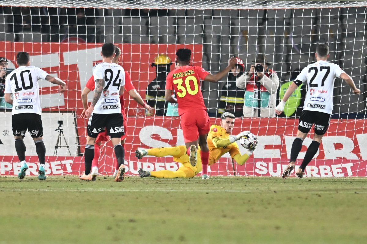 Târnovanu a salvat FCSB de eșec