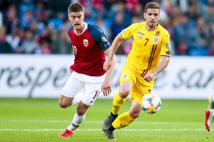6 goluri în 47 de meciuri a strâns Alex Chipciu pentru România, ultima sa apariție venind, însă, în septembrie 2019