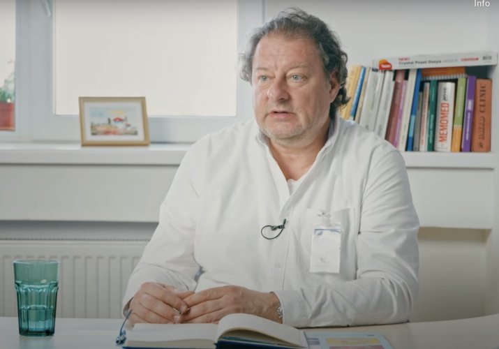 Doctorul Sorin Stegărescu este angajat la clinica Imunomedica, deținută de Becali