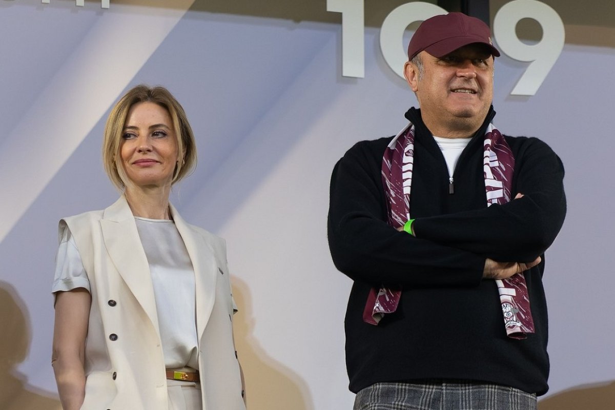 Dan Șucu alături de soția sa