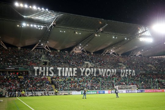 Faza serii în cupele europene! Ultrașii lui Legia, lovitură grea pentru UEFA: ”Surpriză, nenorociților!”