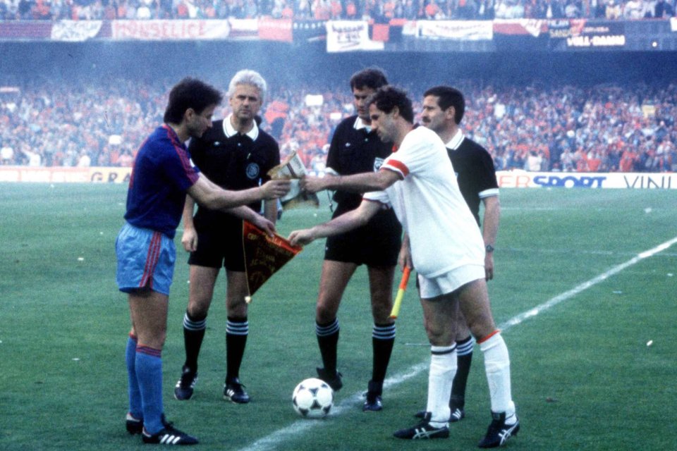 Steaua a pierdut finala din 1989, în fața Milanului tripletei Rijkaard-Gullit-van Basten, cu scorul de 0-4