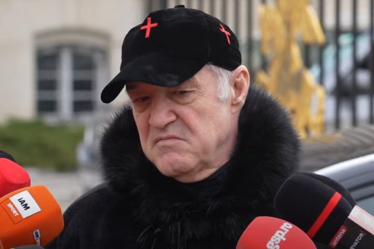 Gigi Becali, atac sexist șocant la adresa unei arbitre: ”Știe ea la ce mă refer, că vine la noi, acolo, la biserică. Dacă avea inteligență... dar, femeie, ce vrei?