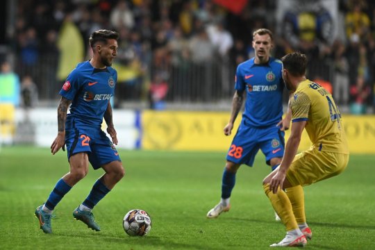 Cât costă biletele la FCSB - Petrolul? Ultimul meci al ”roș-albaștrilor” pe Arena Națională înainte de play-off