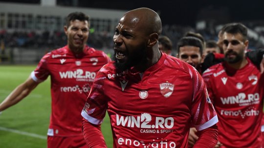 Abdallah a rupt un scaun de pe Arcul de Triumf! Fază inedită la Dinamo - Hermannstadt