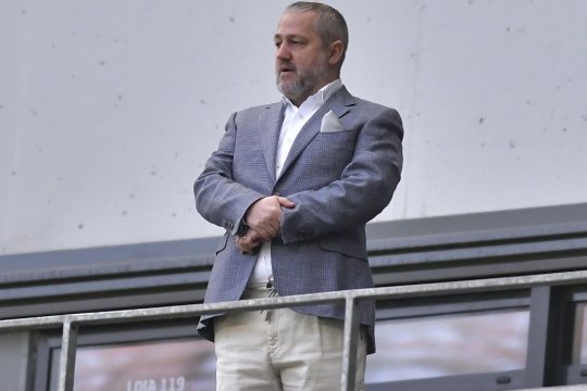Mihai Rotaru ar fi căutat un alt antrenor pentru Universitatea Craiova chiar în timpul duelului cu FC Voluntari! Dezvăluire incredibilă: ”Am informații”