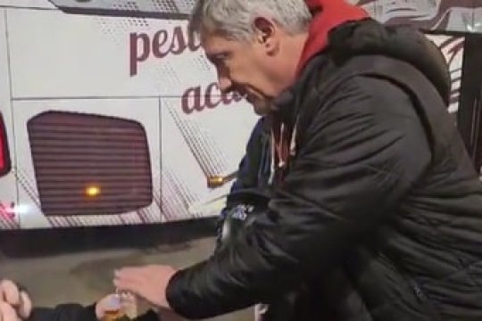 VIDEO EXCLUSIV | Moment tensionat înainte de Rapid - UTA: un fan cu dizabilități, conflict cu Jandarmeria. Bergodi a fost nevoit să intervină